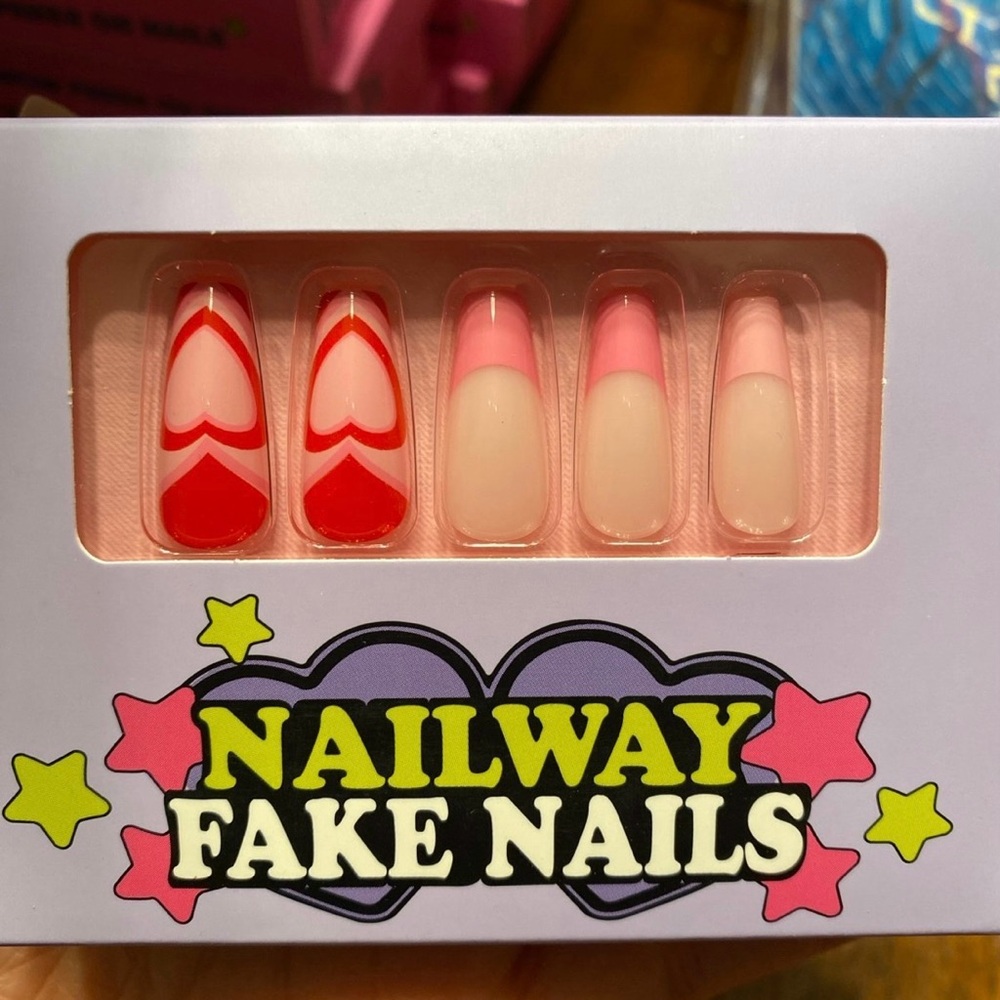 Red and Pink Valentines Day Press On Nails